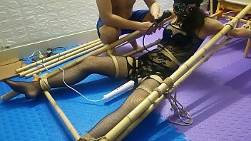 Play Xem nhiều hơn tại : https://heo69.info/ Chơi BDSM gái Viêt Nam. Khổ Dâm vui và phê