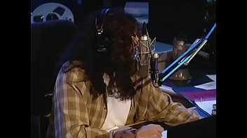 Play 19 teen year old escort gives Howard Stern a lap dance