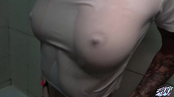 Play Tattooed Girl in Wet Tshirt Play Pussy in Shower