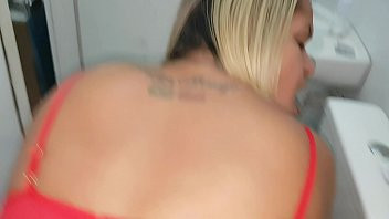 Play Sexo com desconhecido no banheiro sujo do Museo !!! Paty Bumbum