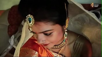 Play Desi indian bhabhi daily fucking with dever